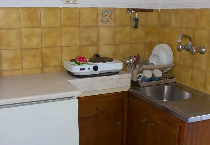 Apartmanhotel Litsa Alikanász
