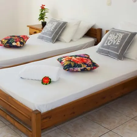 Litsa מלון דירות אליקאנאס