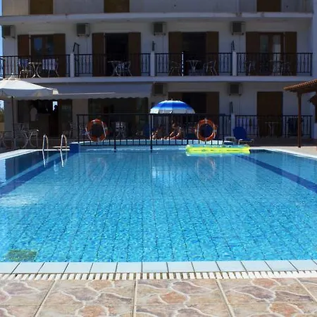 아파트호텔 Litsa 3*