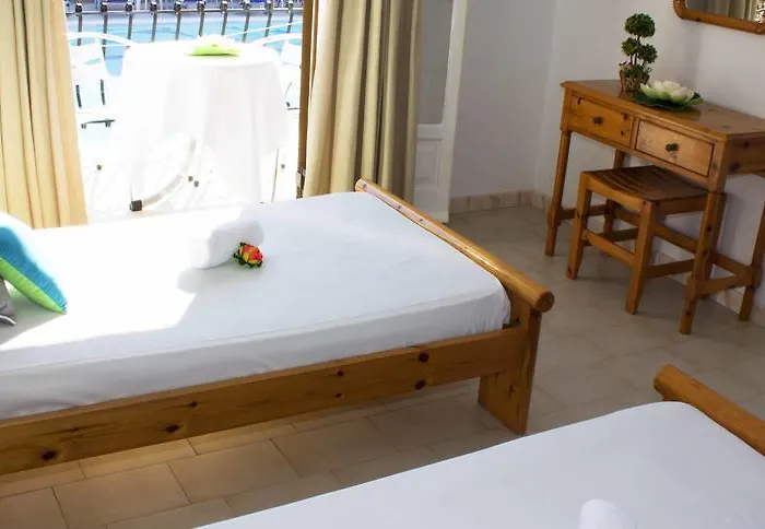 Apartmanhotel Litsa Alikanász